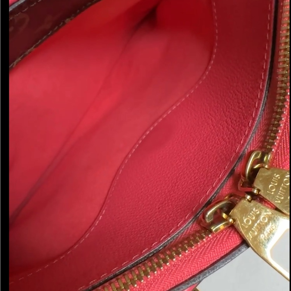 Pre owned Louis Vuitton Pallas MM in almost new condition. from own collection - Picture 7 of 9